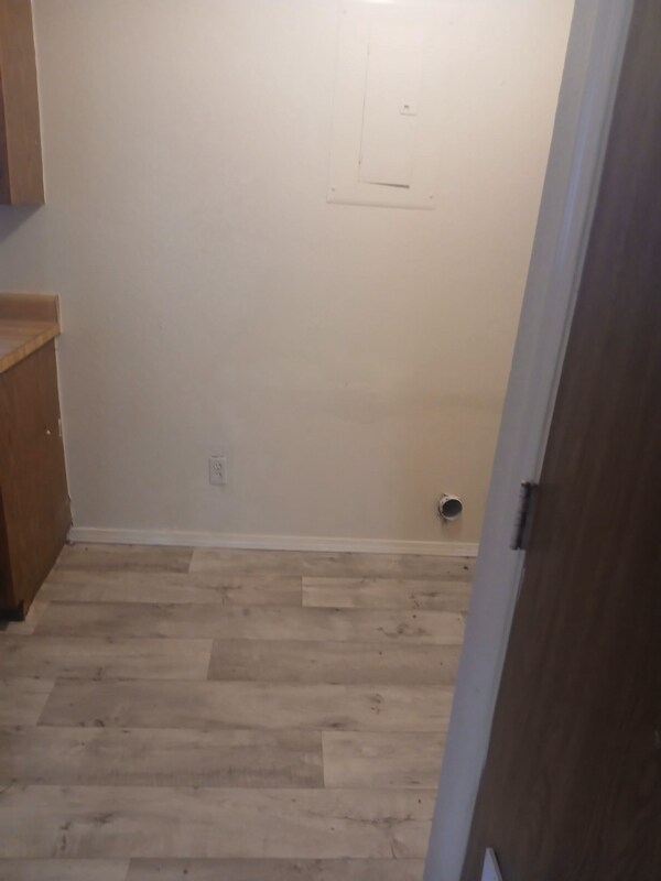 Building Photo - 4301 Yorkshire Dr