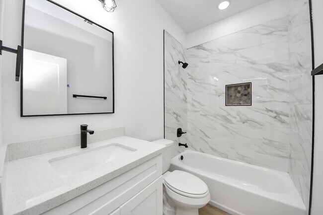 Building Photo - 1314 W Willis St