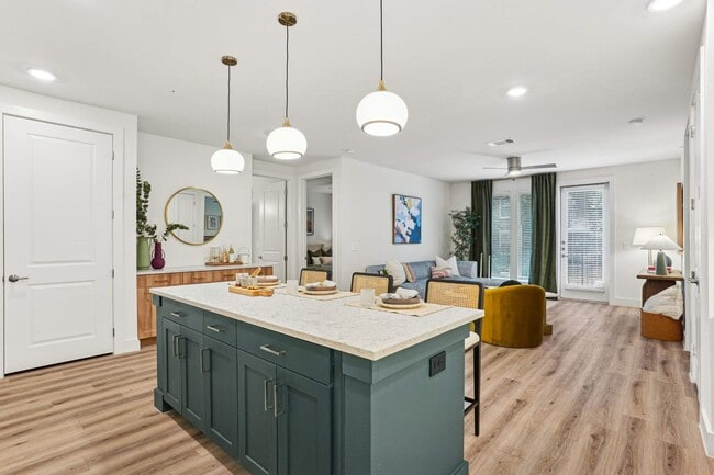 Interior Photo - Peregrine