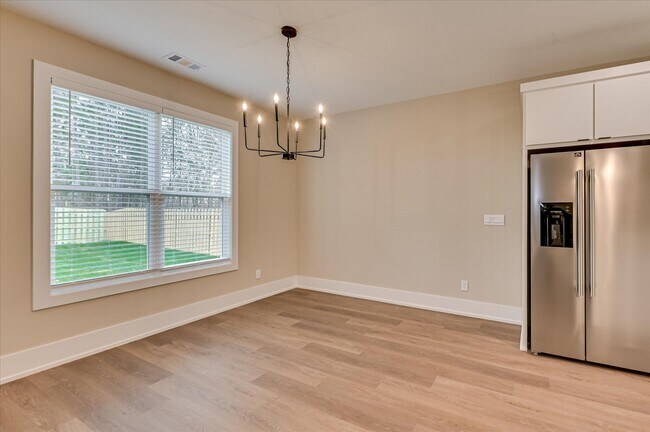 Building Photo - 3094 Banter Dr