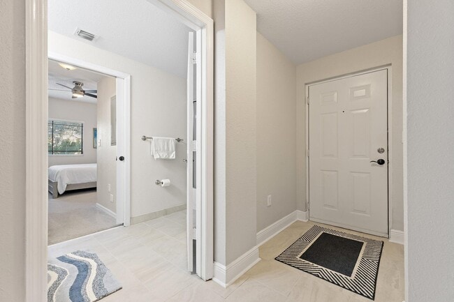 Building Photo - 2809 Amalei Dr