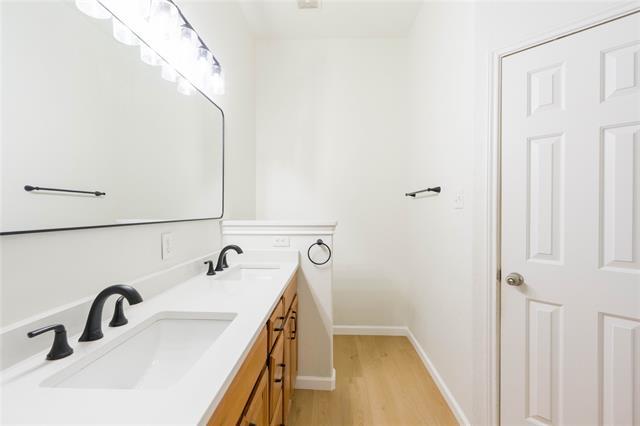 Building Photo - 1179 Landon Ln