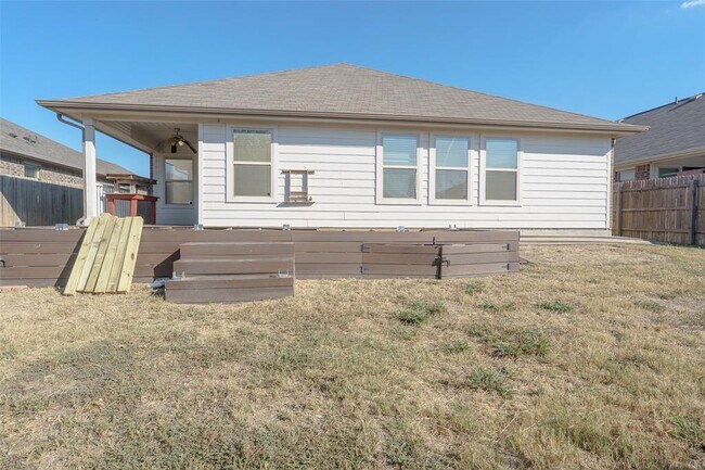 Building Photo - 13020 Kearns Dr