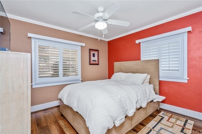 Building Photo - 926 N San Gabriel Ave