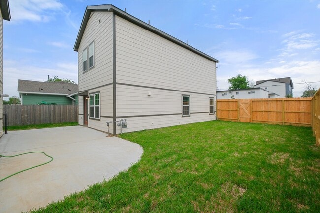 Building Photo - 6434 New York St