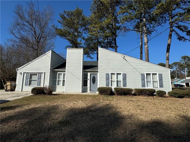 Primary Photo - 17 Hartley Woods Dr