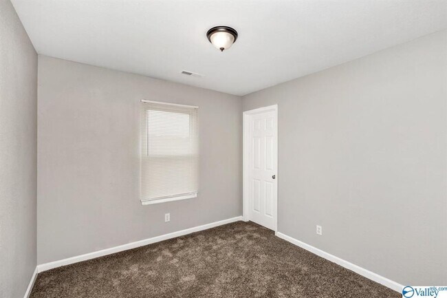 Building Photo - 138 Bayside Ln