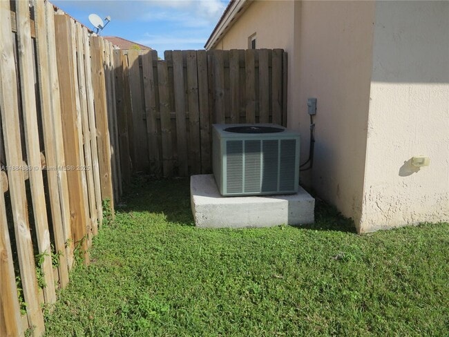 Building Photo - 28524 SW 130th Pl