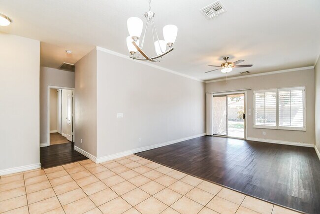 Building Photo - 631 E Renegade Pl