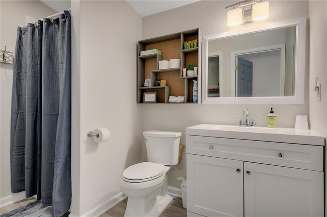 Building Photo - 1817 Hardman Ln