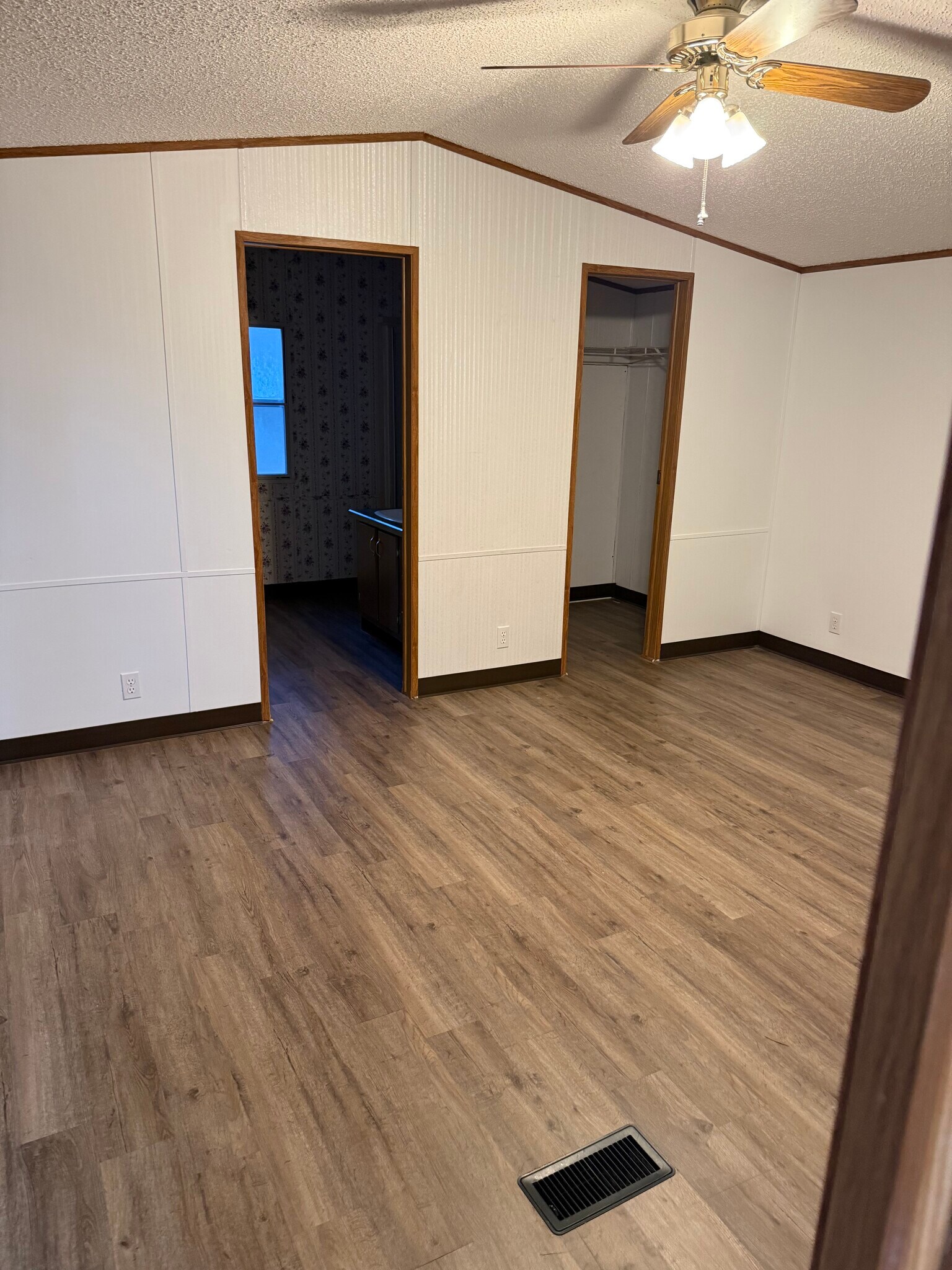 Building Photo - 2058 Krist Ln