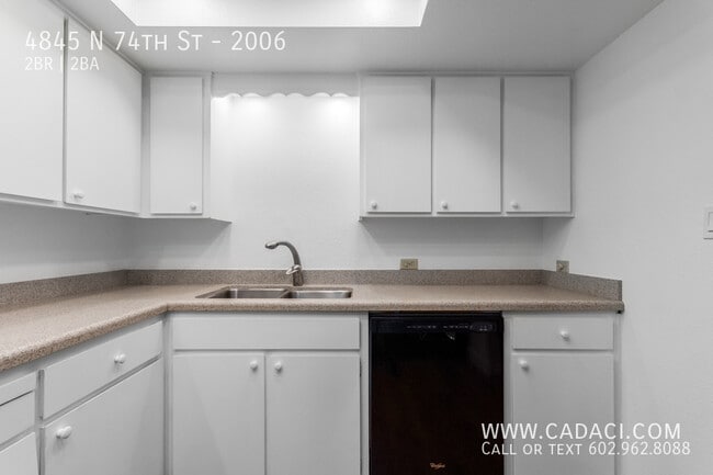 Building Photo - 4845 N 74th St