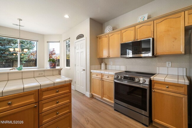 Building Photo - 10560 Vista Alta Dr