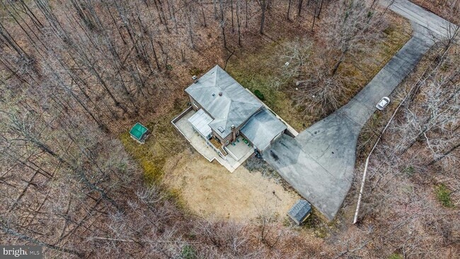 Building Photo - 8009 Poplar Hill Dr