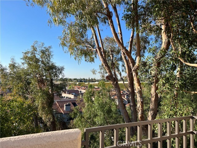Building Photo - 24480 Mozer Dr
