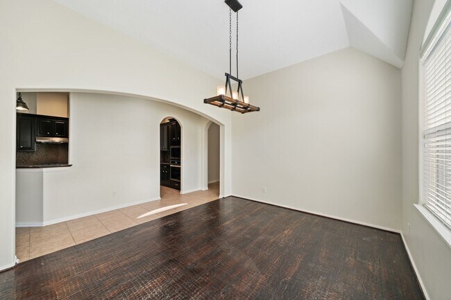 Building Photo - 107 Bella Sole