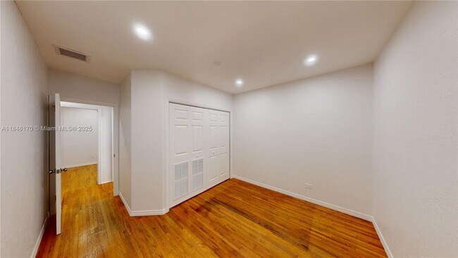 Building Photo - 2490 Trapp Ave