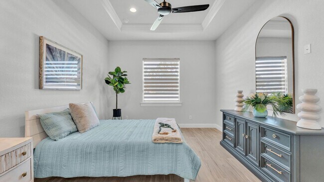 Building Photo - Stunning New Construction Villa for Rent Near Lake John