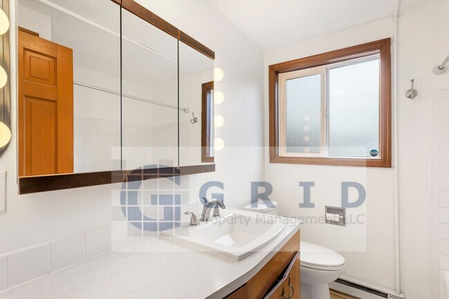 Building Photo - Charming 2-Bedroom Apartment in Markham!