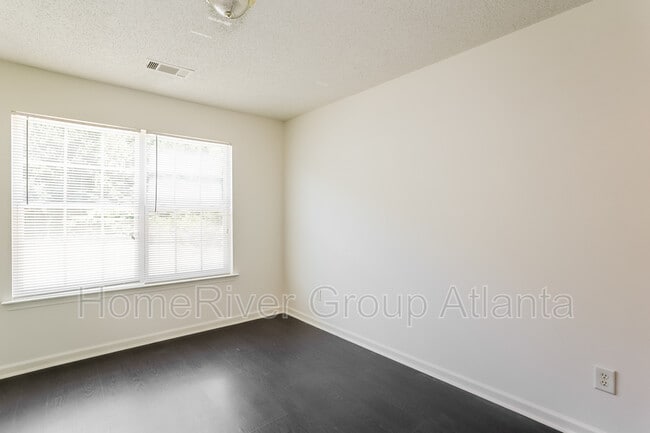 Building Photo - 1340 Maple Valley Ct