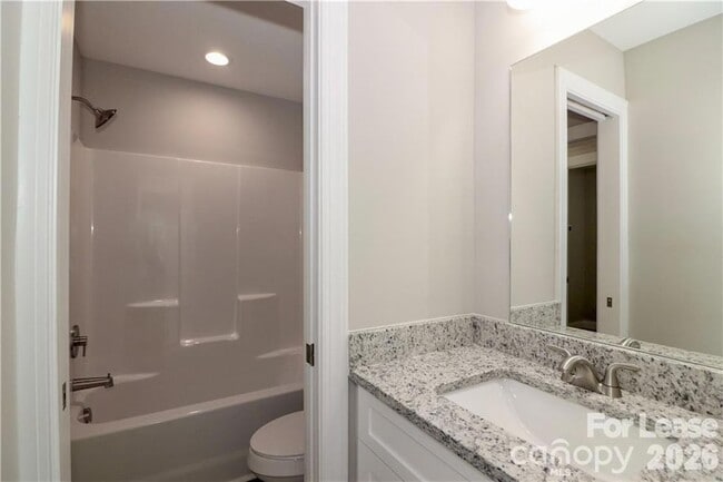 Building Photo - 3971 Newhall Dr NW