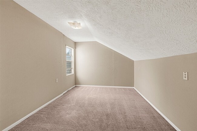 Building Photo - 3023 Jewel Ann St