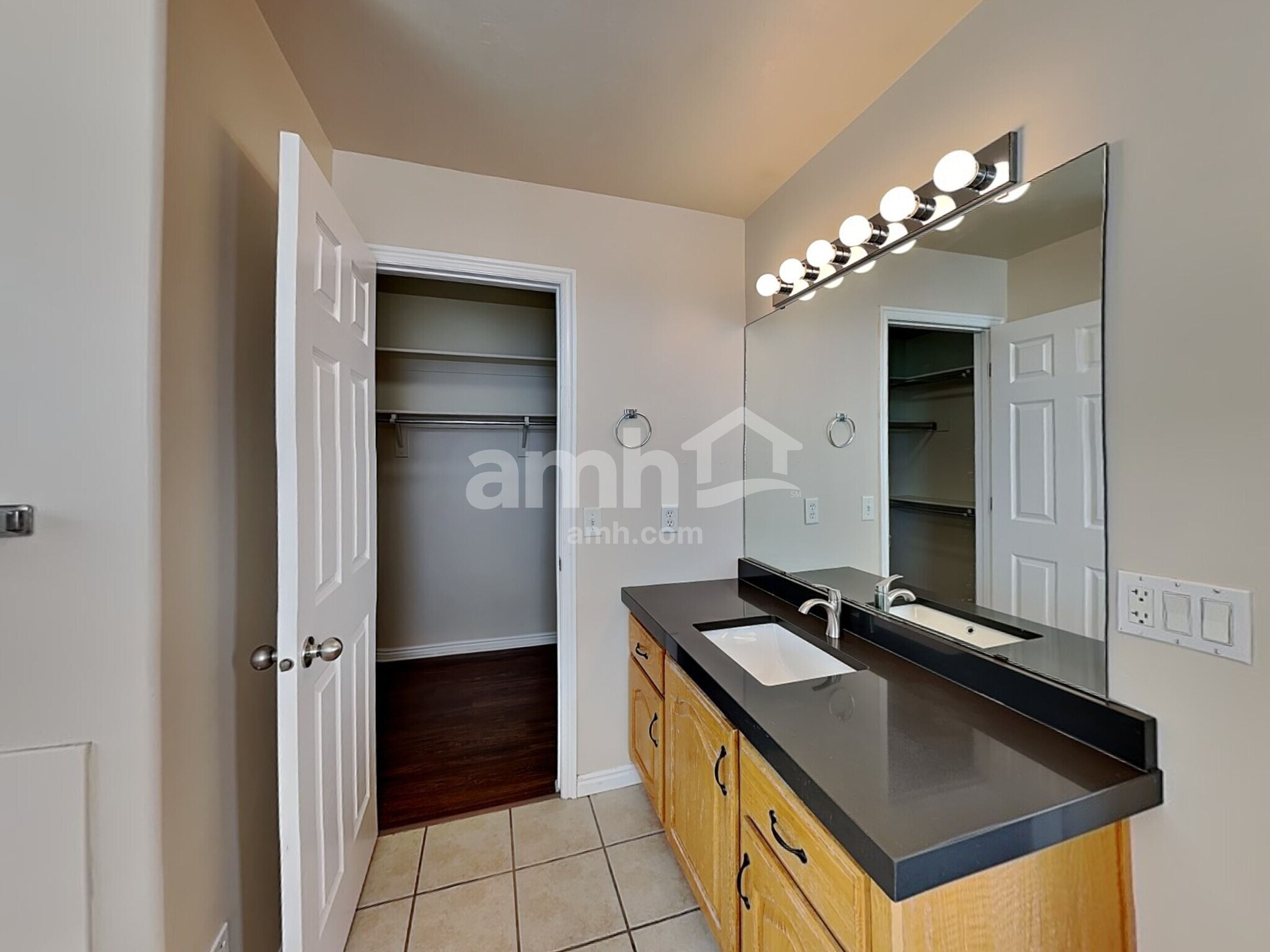 Building Photo - 8671 S Dove Meadows Ln