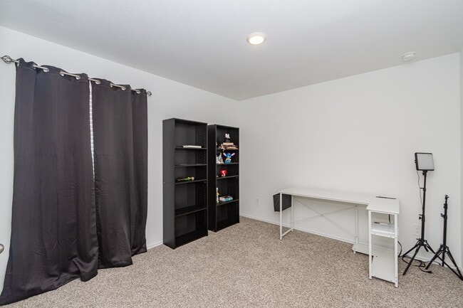 Building Photo - 5419 Wyndham Rdg Ln