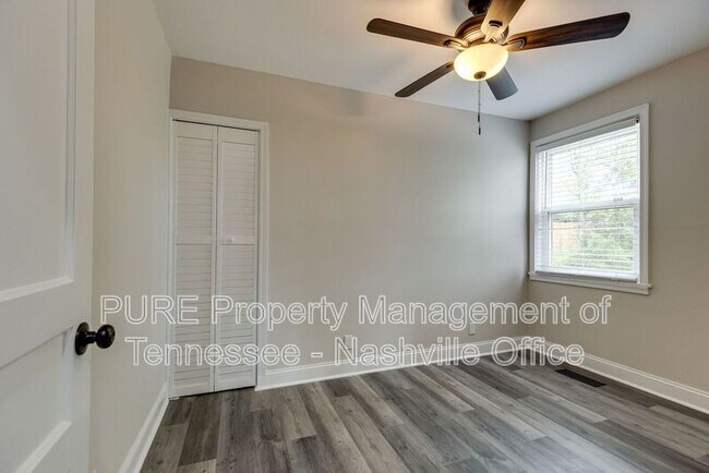 Building Photo - 254 Collier Ave