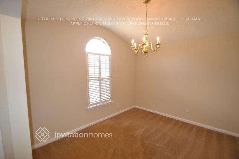 Building Photo - 326 Turtle Dove Dr