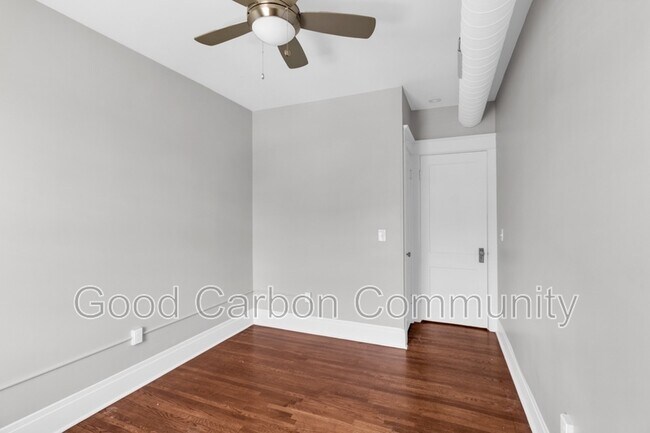 Building Photo - 1378 Hertel Ave