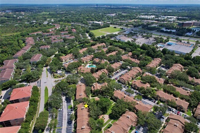 Building Photo - 860 Grand Regency Pointe