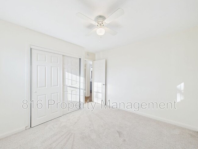 Building Photo - 6202 E 150th Terrace