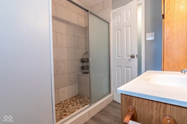 Building Photo - 290 Ardmoor Dr