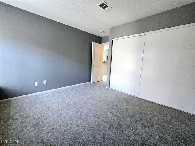 Building Photo - 9325 W Desert Inn Rd