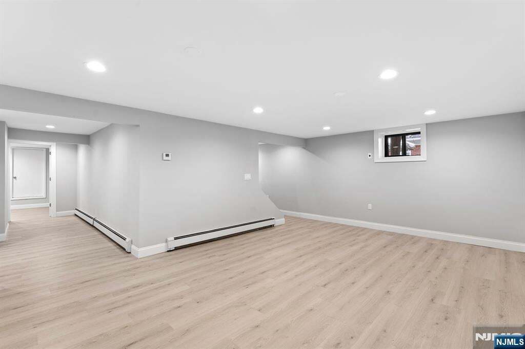 Building Photo - 15 Barnes Dr