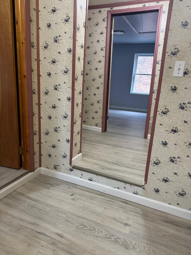 Building Photo - 532 Oakland Ave