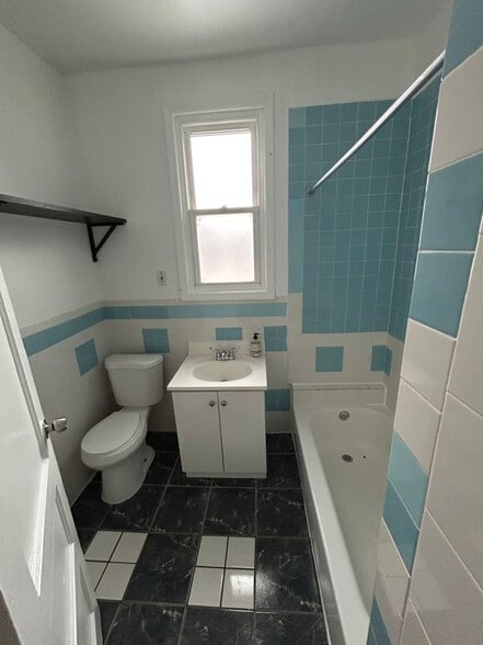 Building Photo - 87-12 133rd St