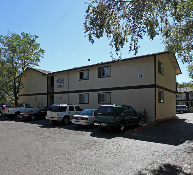 Building Photo - Sunrise West Apartments