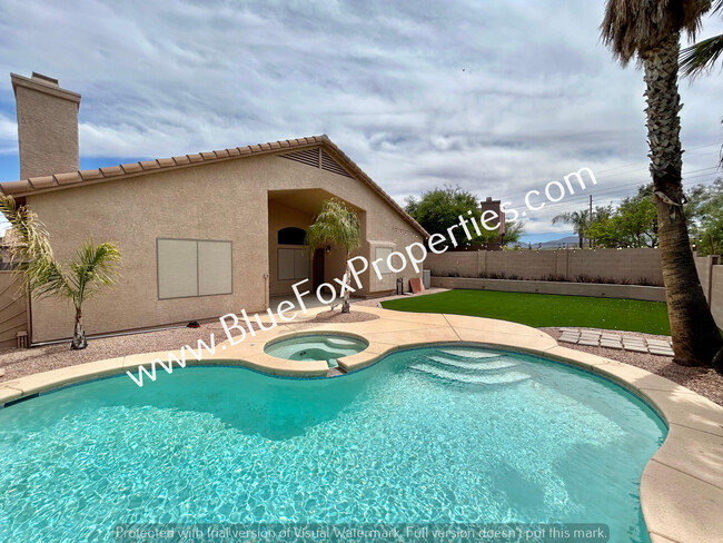 Building Photo - 7447 N Bradstreet Dr