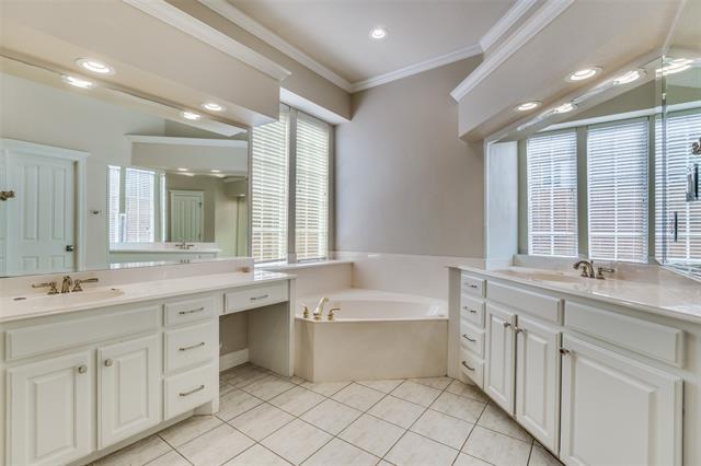 Building Photo - 4009 Stonehollow Way