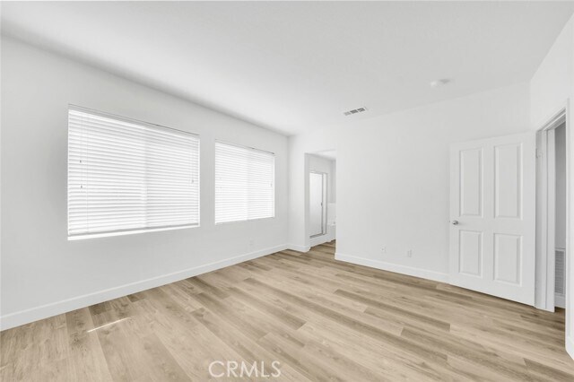 Building Photo - 24 Periwinkle