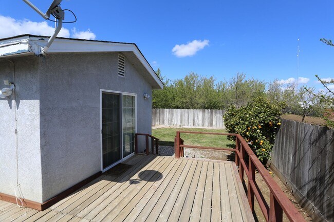Building Photo - Beautiful home in Patterson