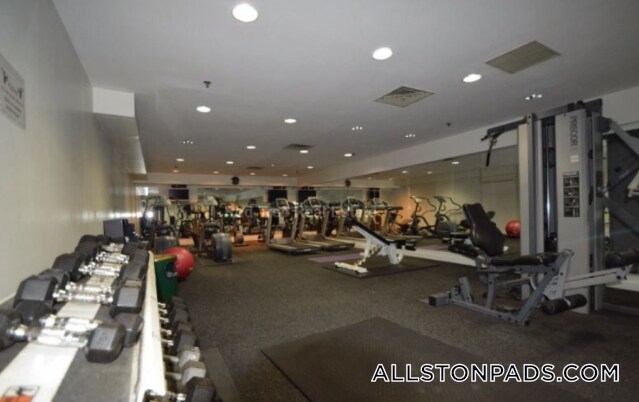 Building Photo - 15 N Beacon St