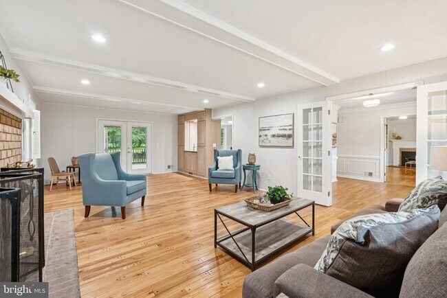 Building Photo - 13204 Lantern Hollow Dr