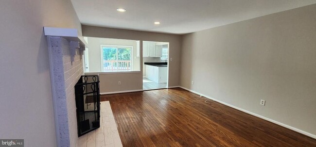 Building Photo - 3145 Elmmede Rd