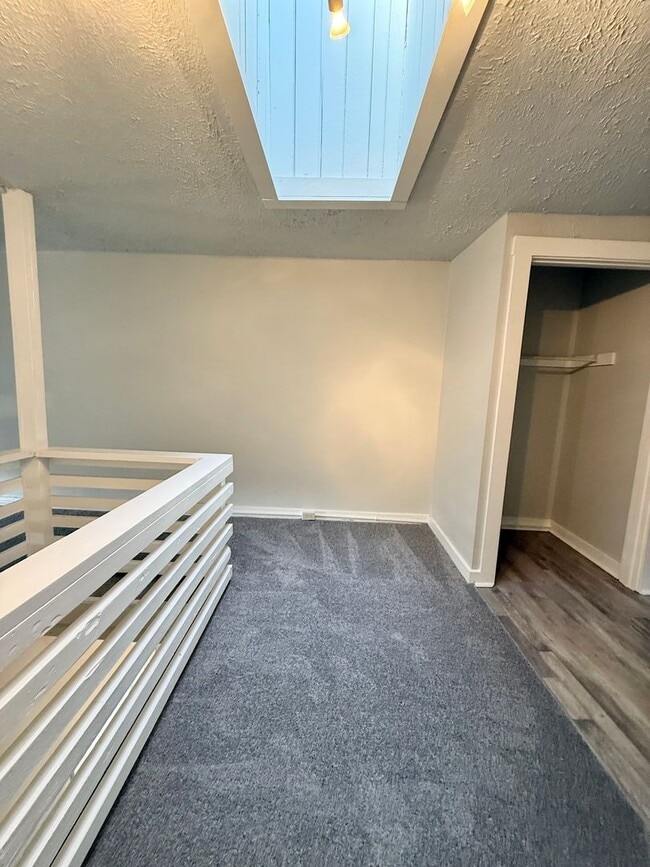 Building Photo - Totally renovated! Close to the F.C. Stadium! Over the Rhine!