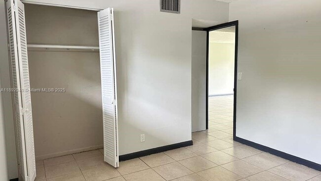 Building Photo - 4200 NW 3rd Ct