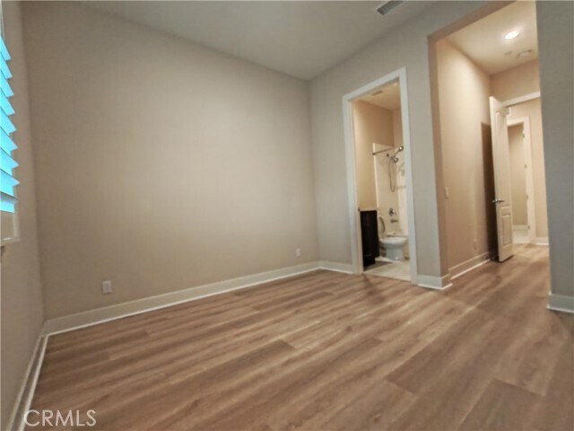 Building Photo - 55 Thrasher