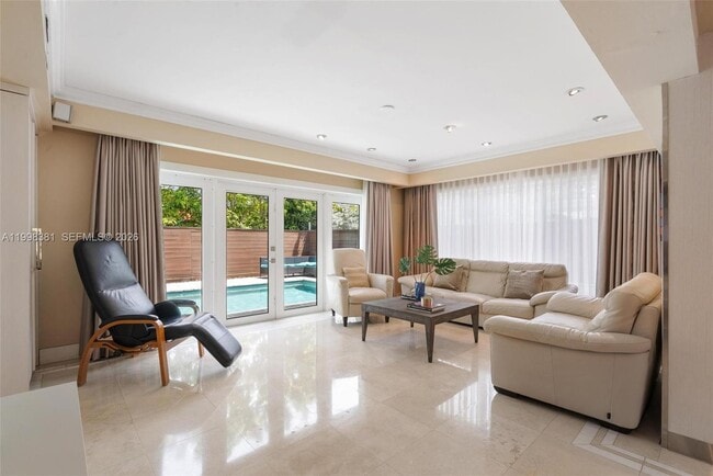 Building Photo - 9141 Abbott Ave